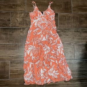 NWOT Wild Fable Coral Tropical Floral Tiered Midi Dress